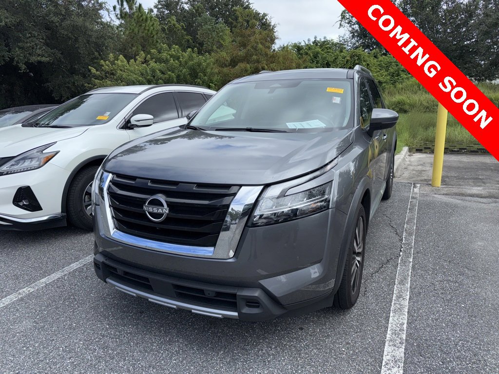 Used 2023 Nissan Pathfinder Platinum