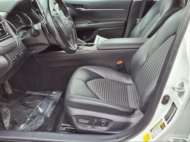 Used 2023 Toyota Camry SE image 16