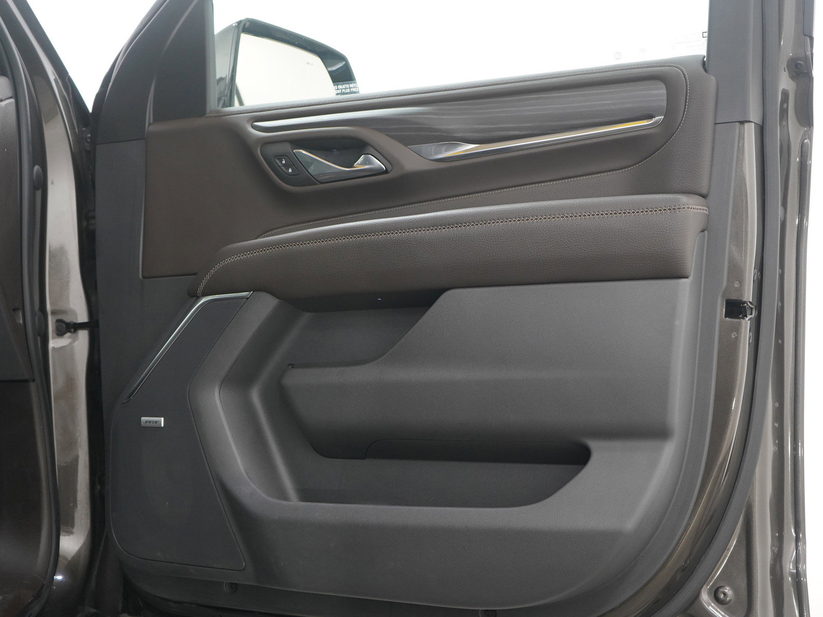 Used 2021 GMC Yukon XL Denali image 9