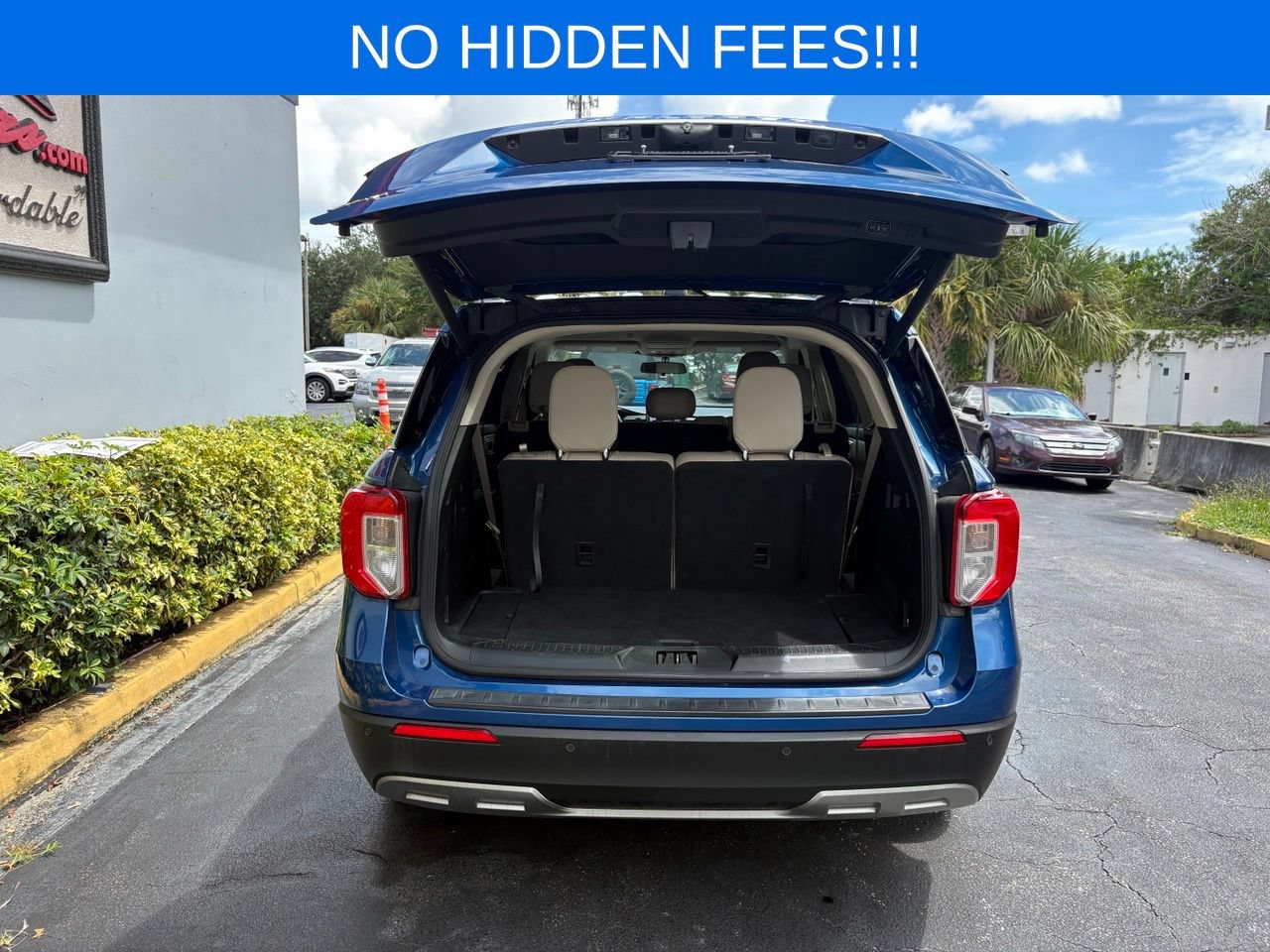 Used 2021 Ford Explorer XLT w/ Equipment Group 202A RWD image 32