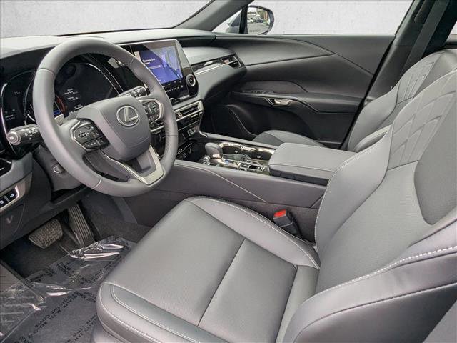 Used 2025 Lexus RX 350 FWD w/ Technology Package image 16