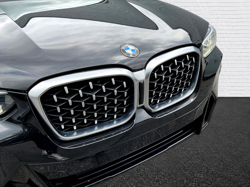 Used 2022 BMW X4 xDrive30i w/ M Sport Package 2 AWD/4WD image 30