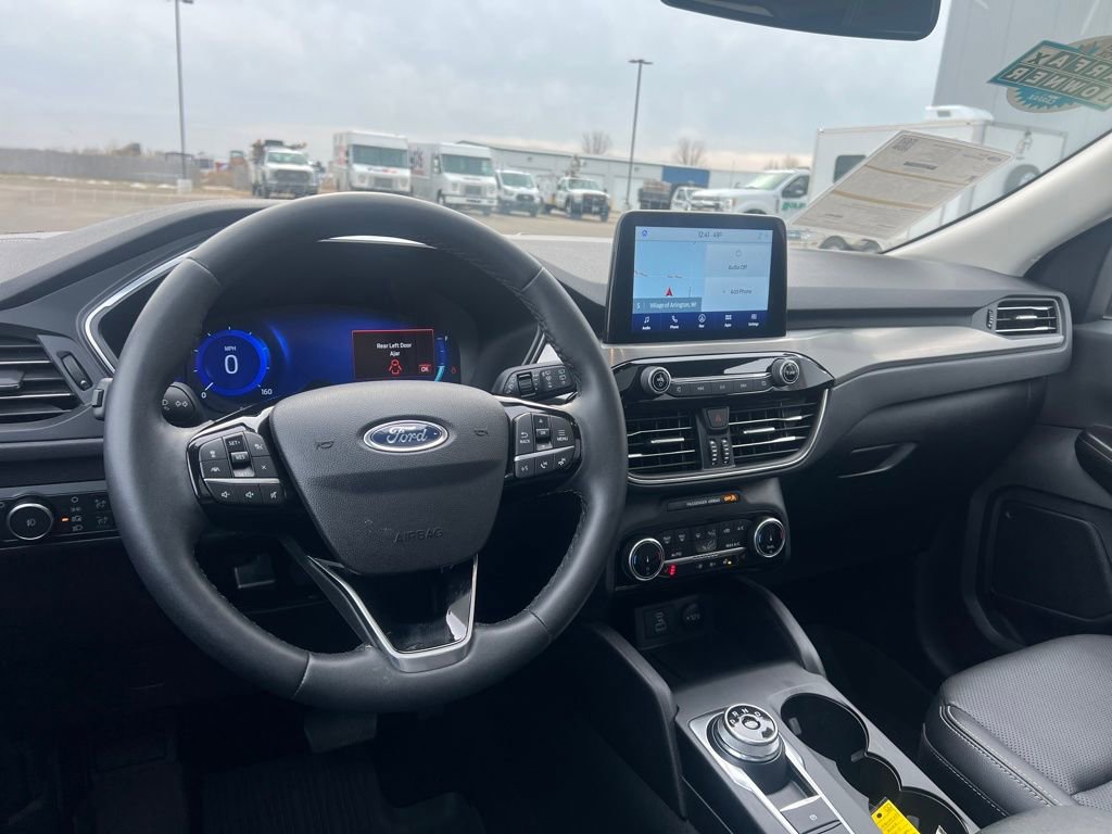 Certified 2022 Ford Escape Titanium w/ Class II Trailer Tow Package image 22