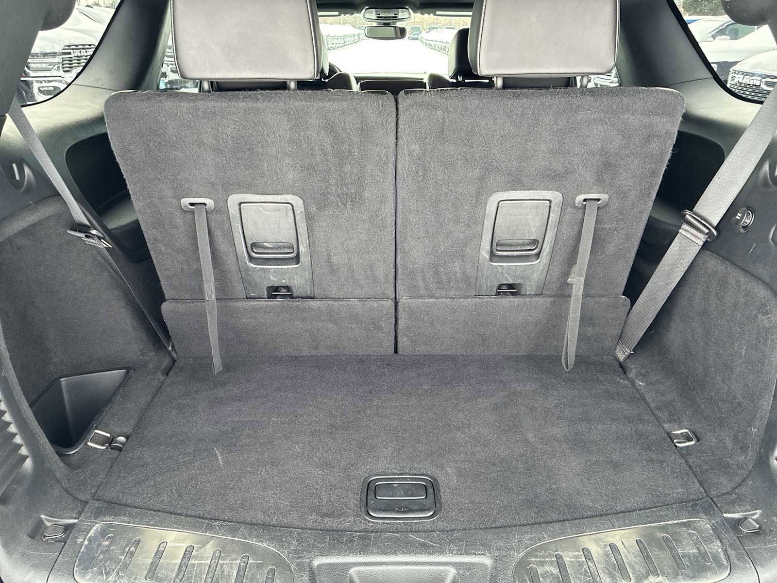 Certified 2022 Dodge Durango R/T w/ Tow 'N Go Package image 21