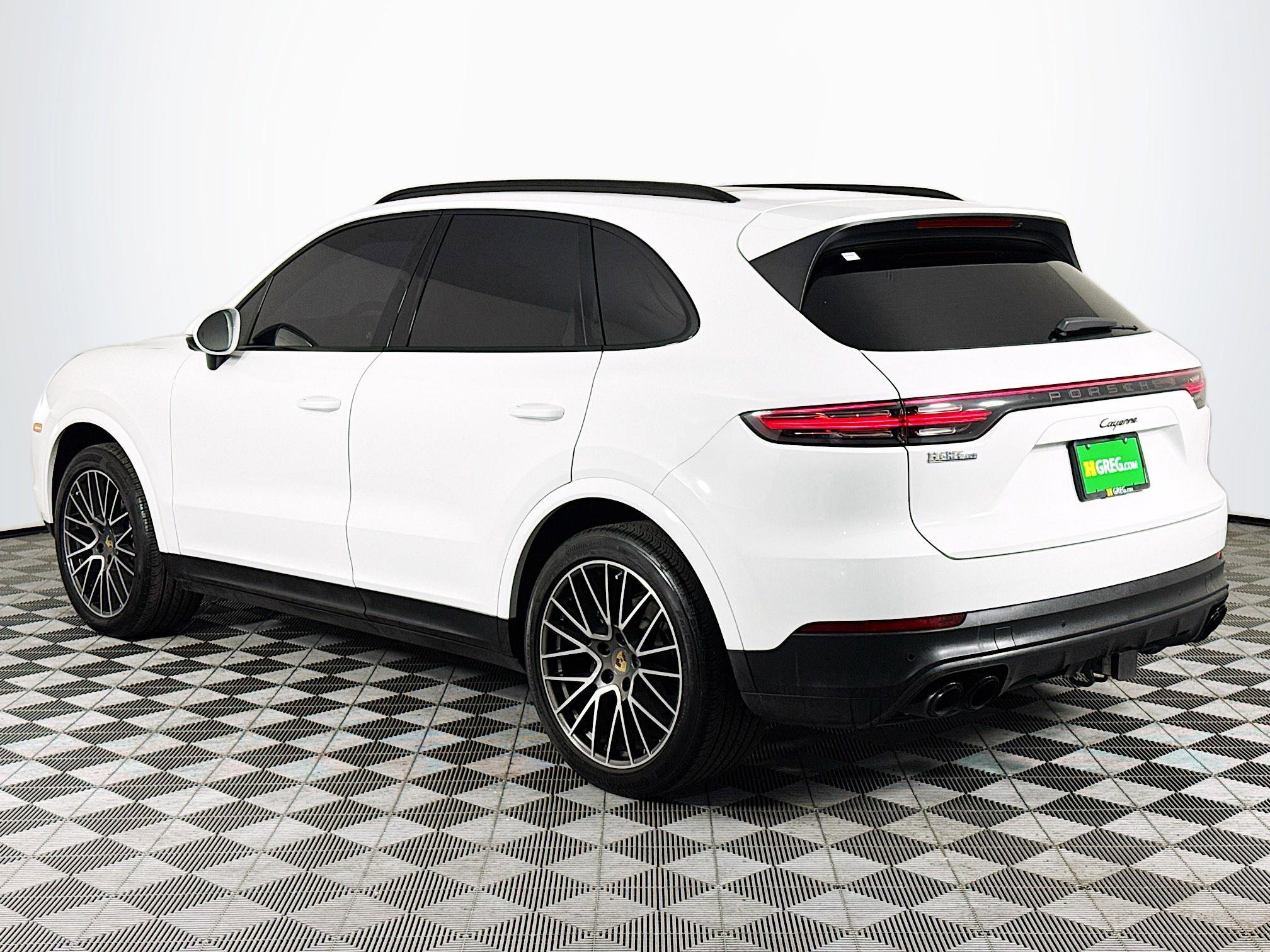 Used 2022 Porsche Cayenne image 6
