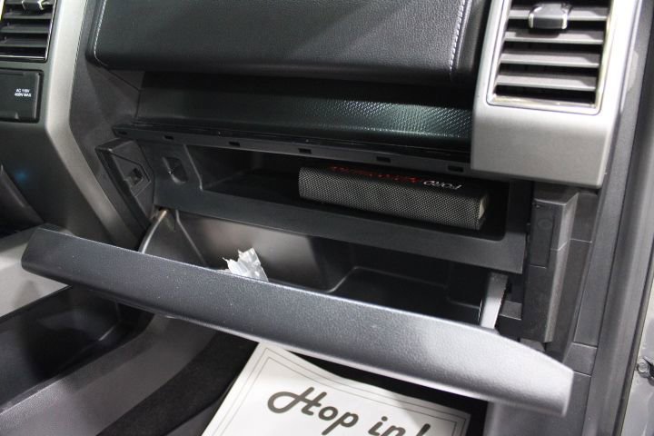 Used 2018 Ford F150 Raptor w/ Equipment Group 802A Luxury image 29