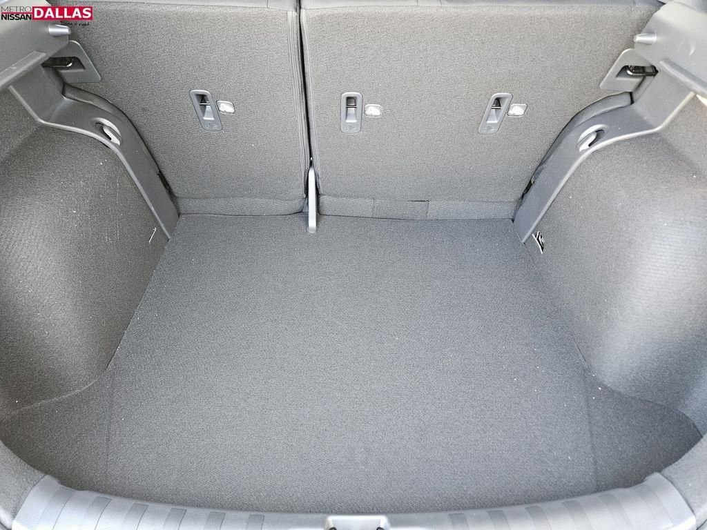 New 2025 Nissan Kicks Play S image 22