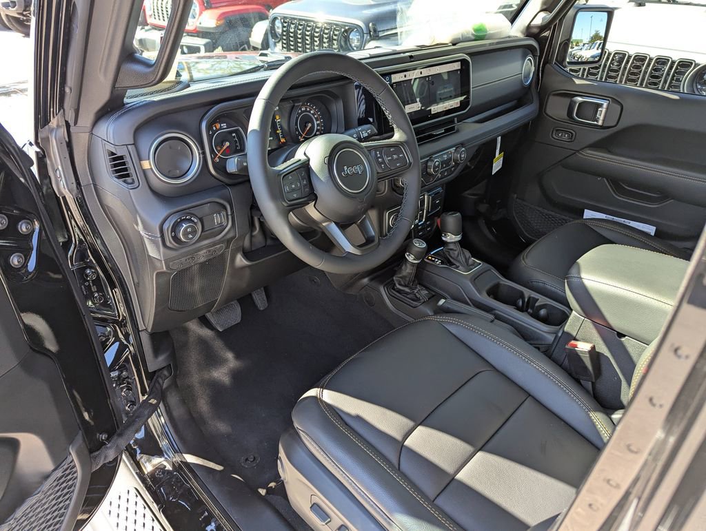 New 2026 Jeep Gladiator Sport AWD/4WD image 11