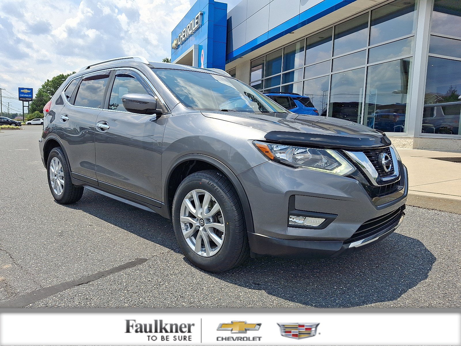 Used 2017 Nissan Rogue SV