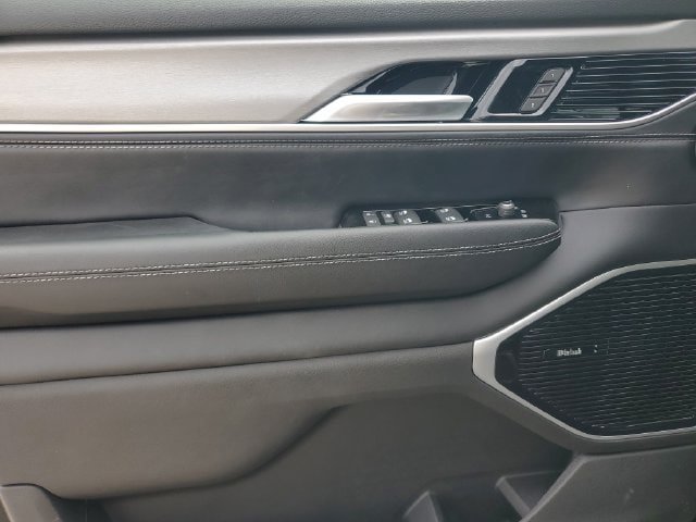 New 2026 Jeep Grand Wagoneer Limited AWD/4WD image 23