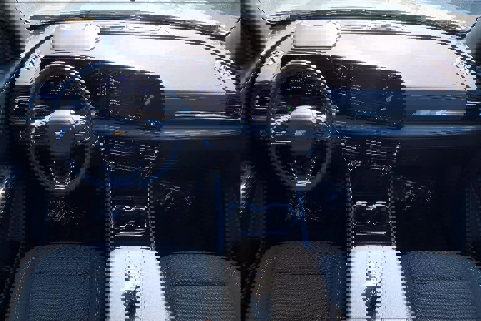 Used 2024 Chevrolet Traverse LT image 14