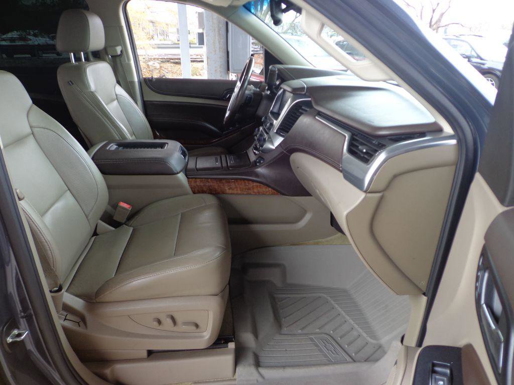 Used 2015 Chevrolet Suburban LTZ image 16