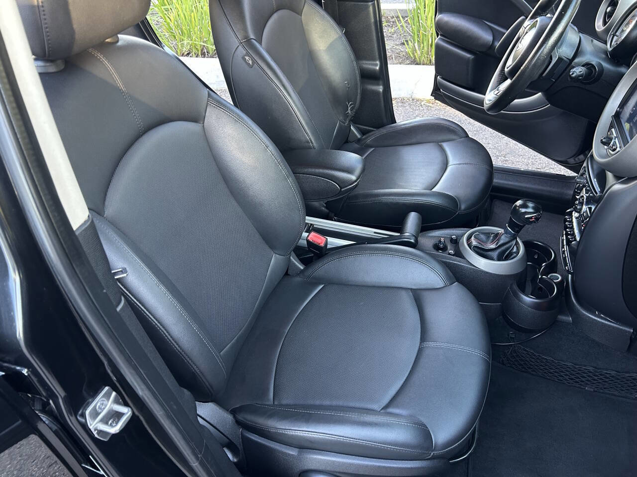 Used 2012 MINI Cooper Countryman S image 38