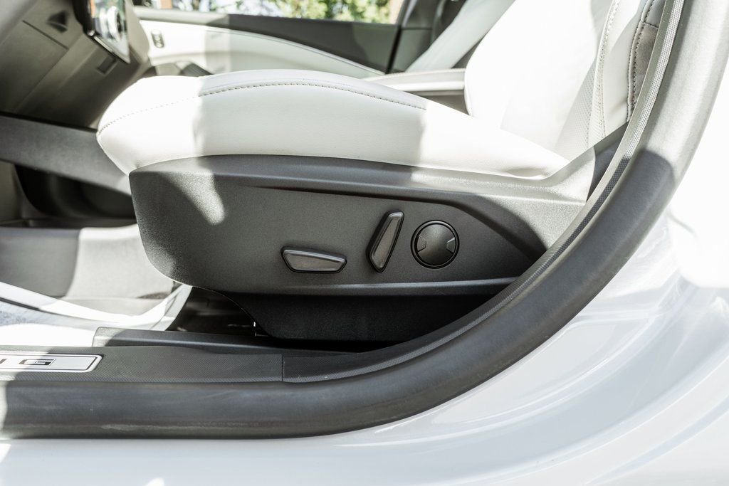 Used 2023 Ford Mustang Mach-E Premium image 30