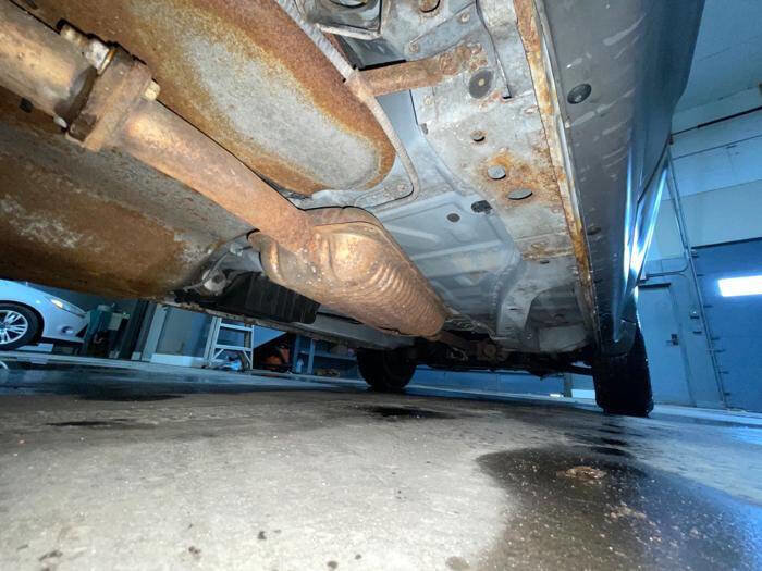 Used 2001 Ford Escape XLS image 17