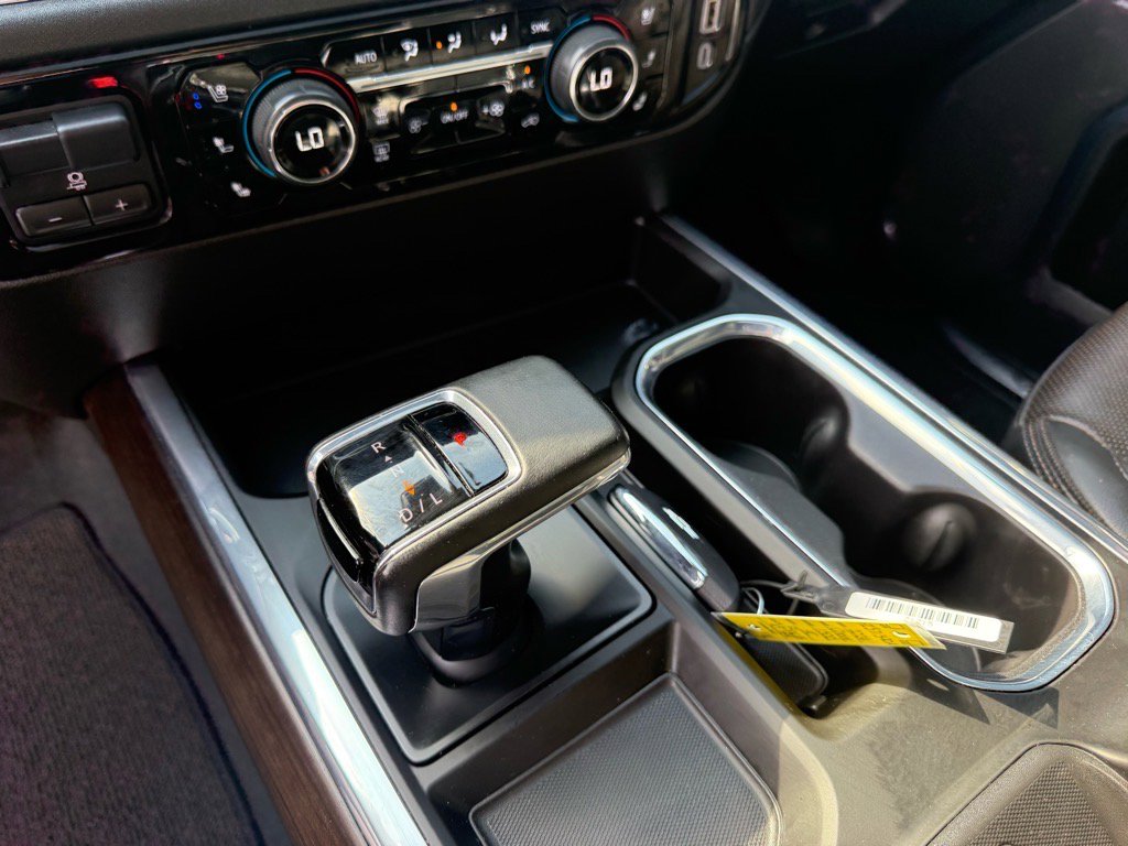 Used 2024 Chevrolet Silverado 1500 High Country w/ Midnight Edition image 27