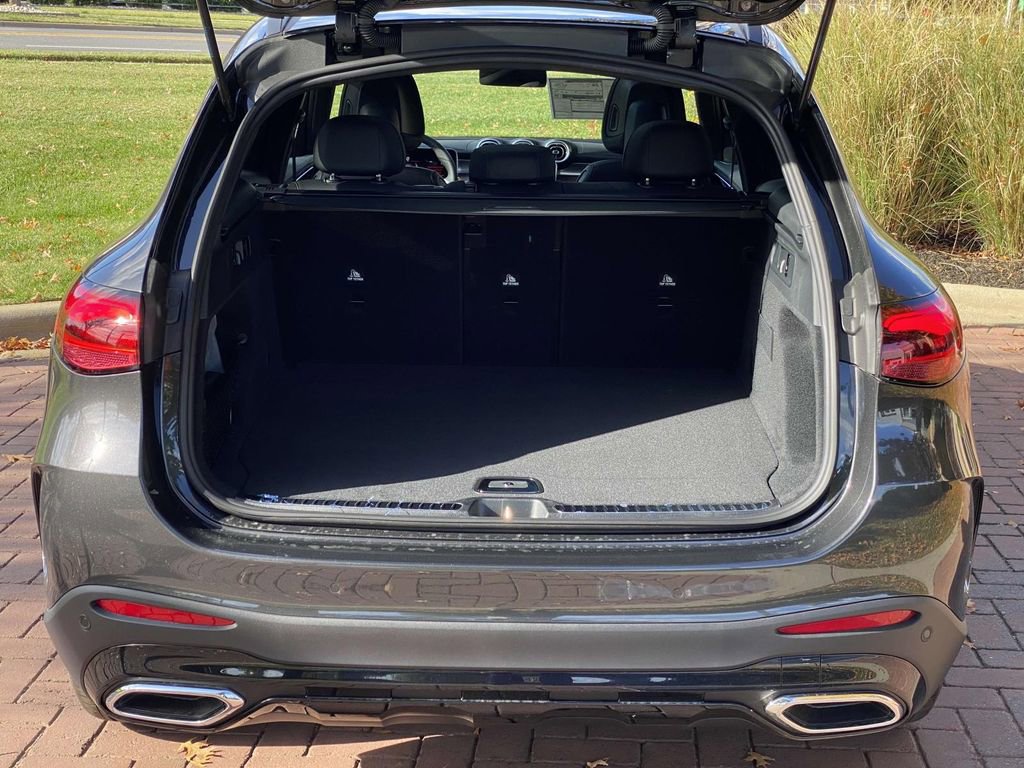 Certified 2025 Mercedes-Benz GLC 300 image 14