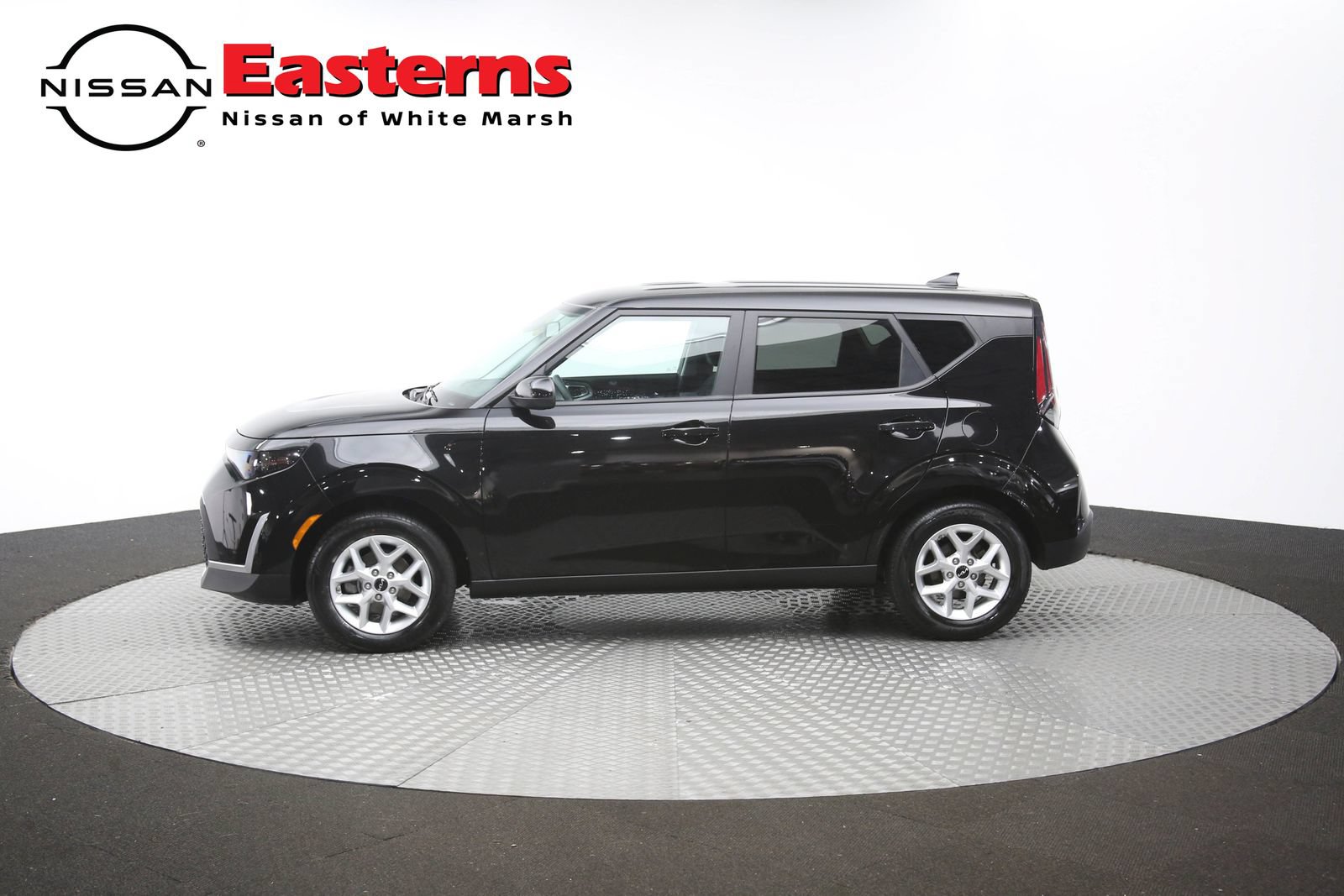 Used 2025 Kia Soul LX w/ LX Technology Package FWD image 58