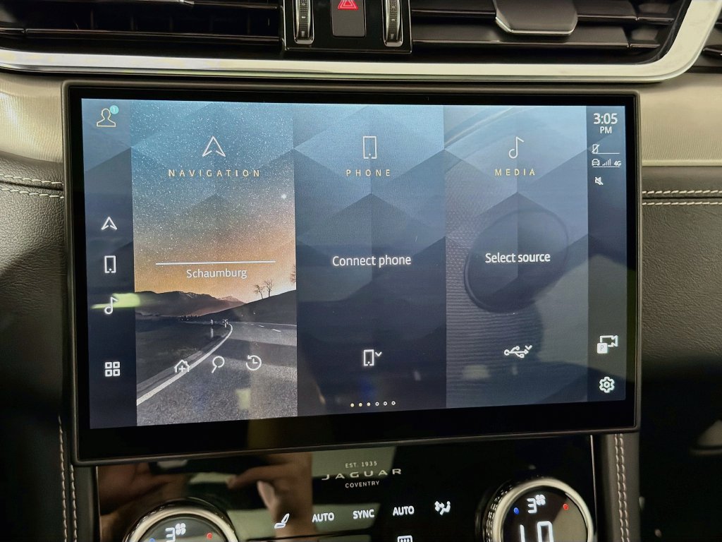 Certified 2026 Jaguar F-PACE R-Dynamic S AWD/4WD image 15