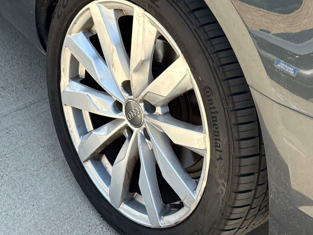 Used 2017 Audi A4 2.0T Ultra Premium w/ Convenience Package image 10