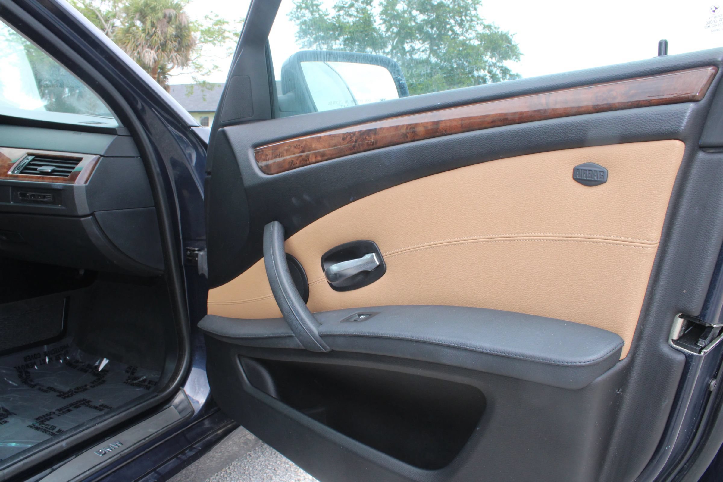 Used 2010 BMW 528i xDrive Sedan AWD/4WD image 34
