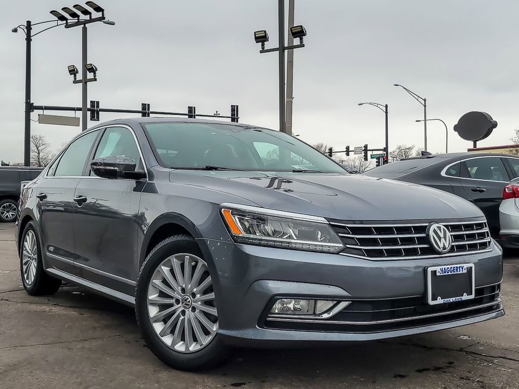 Used 2017 Volkswagen Passat 1.8T SE