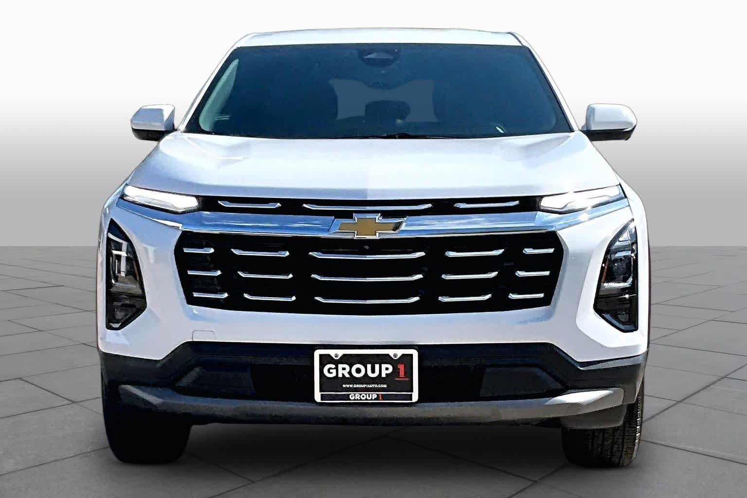 Used 2026 Chevrolet Equinox LT w/ Convenience Package II FWD image 4
