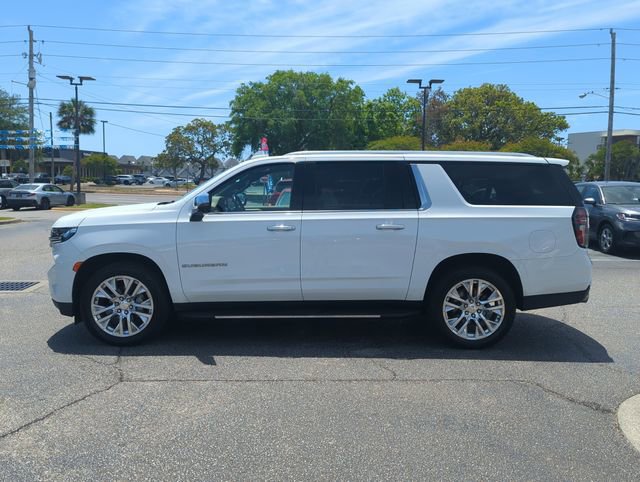 Used 2021 Chevrolet Suburban Premier w/ Premium Package RWD image 7
