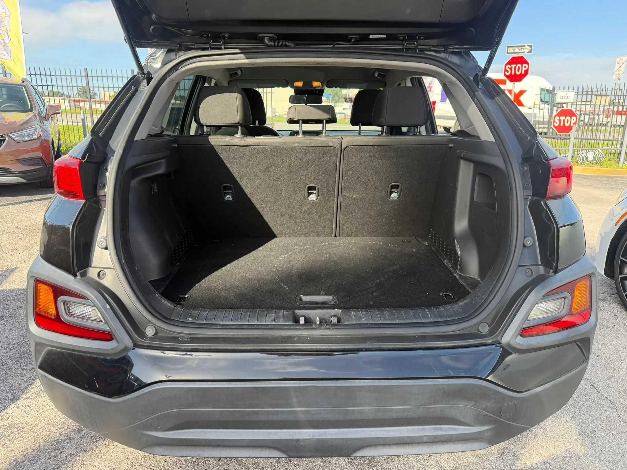 Used 2020 Hyundai Kona SE FWD image 15