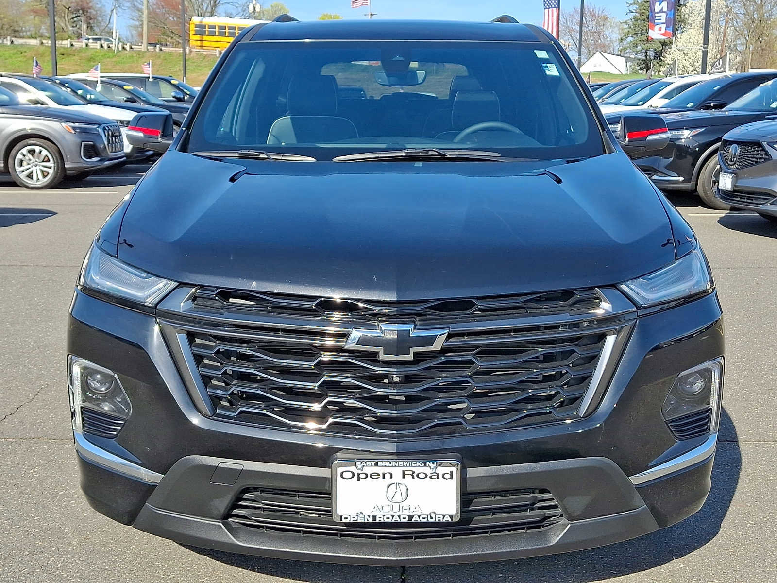 Used 2023 Chevrolet Traverse Premier w/ Redline Edition AWD/4WD image 2