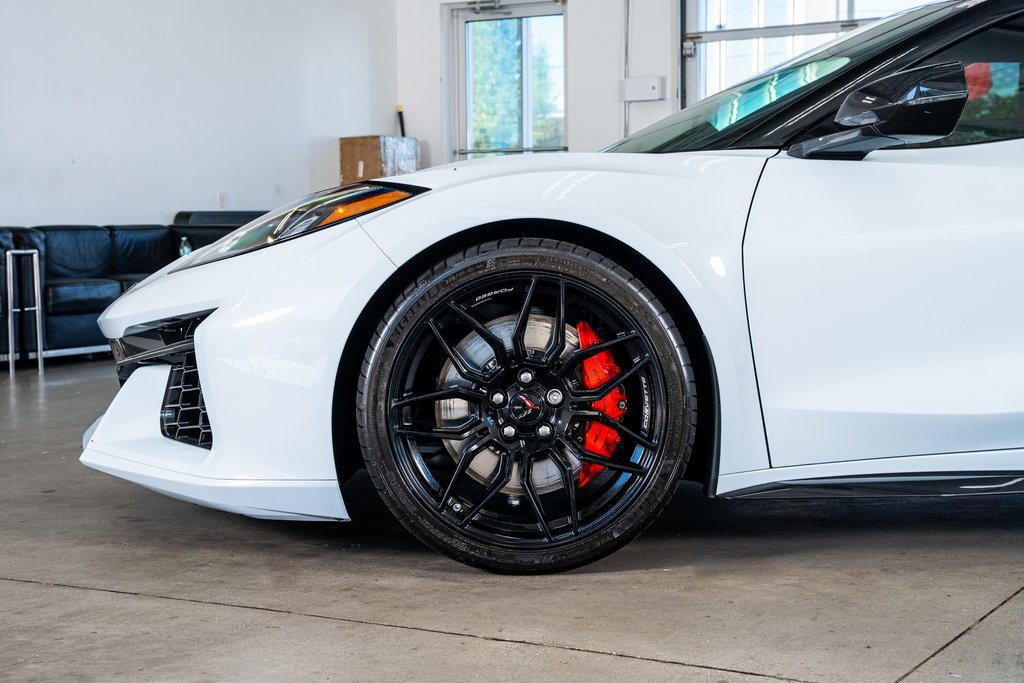 Used 2023 Chevrolet Corvette Z06 w/ Stealth Interior Trim Package image 9