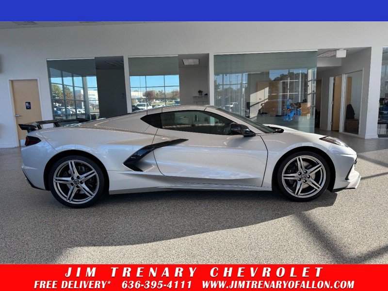 Used 2026 Chevrolet Corvette Stingray Coupe w/ 1LT RWD image 1