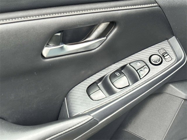 Certified 2024 Nissan Sentra SV image 24