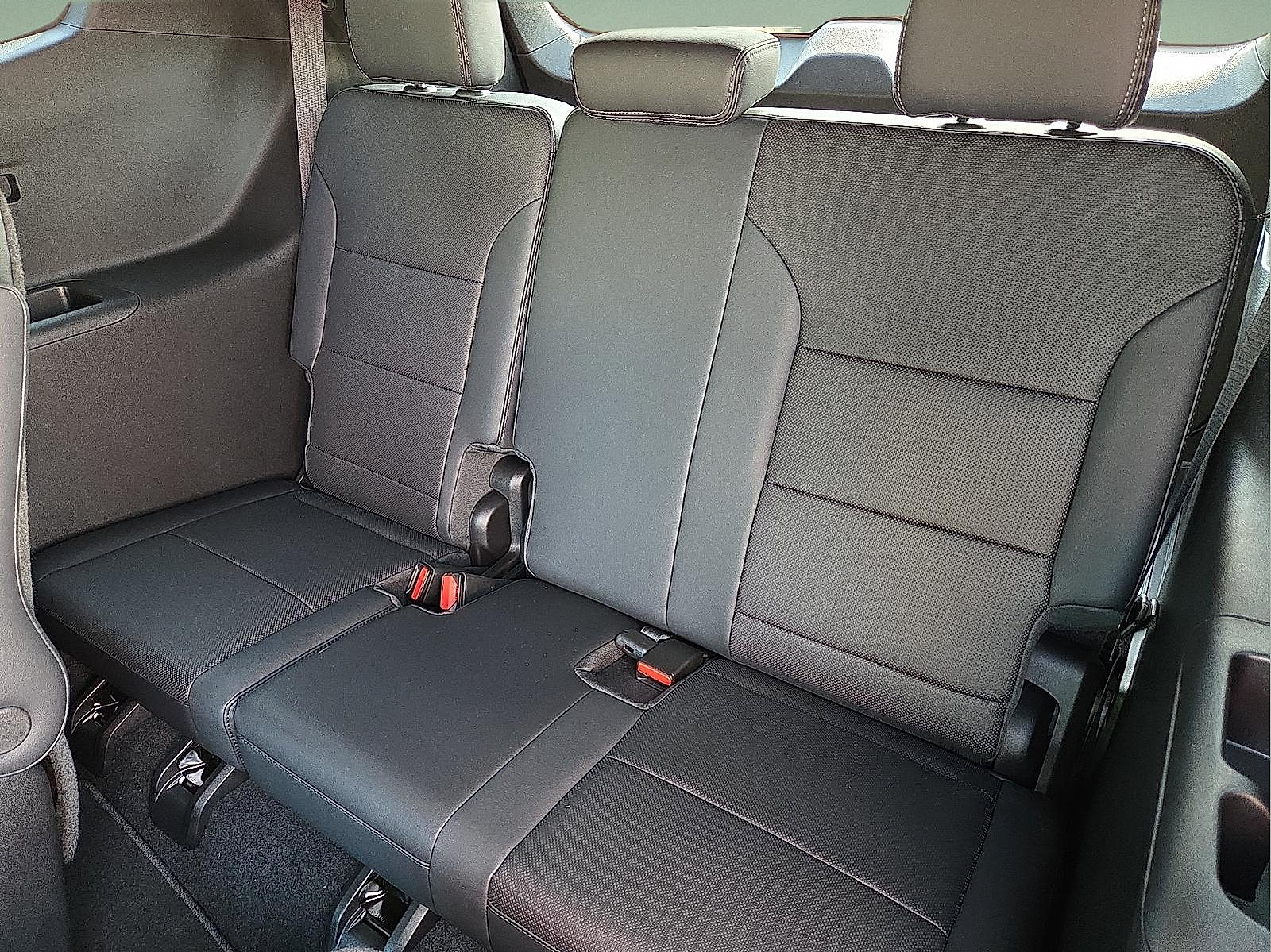 New 2027 Buick Enclave Sport Touring w/ Power Package FWD image 10