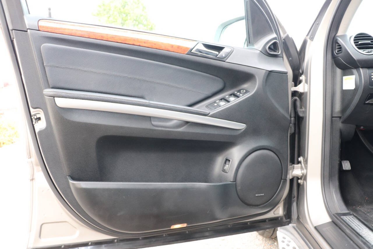 Used 2009 Mercedes-Benz ML 320 BlueTEC 4MATIC image 15