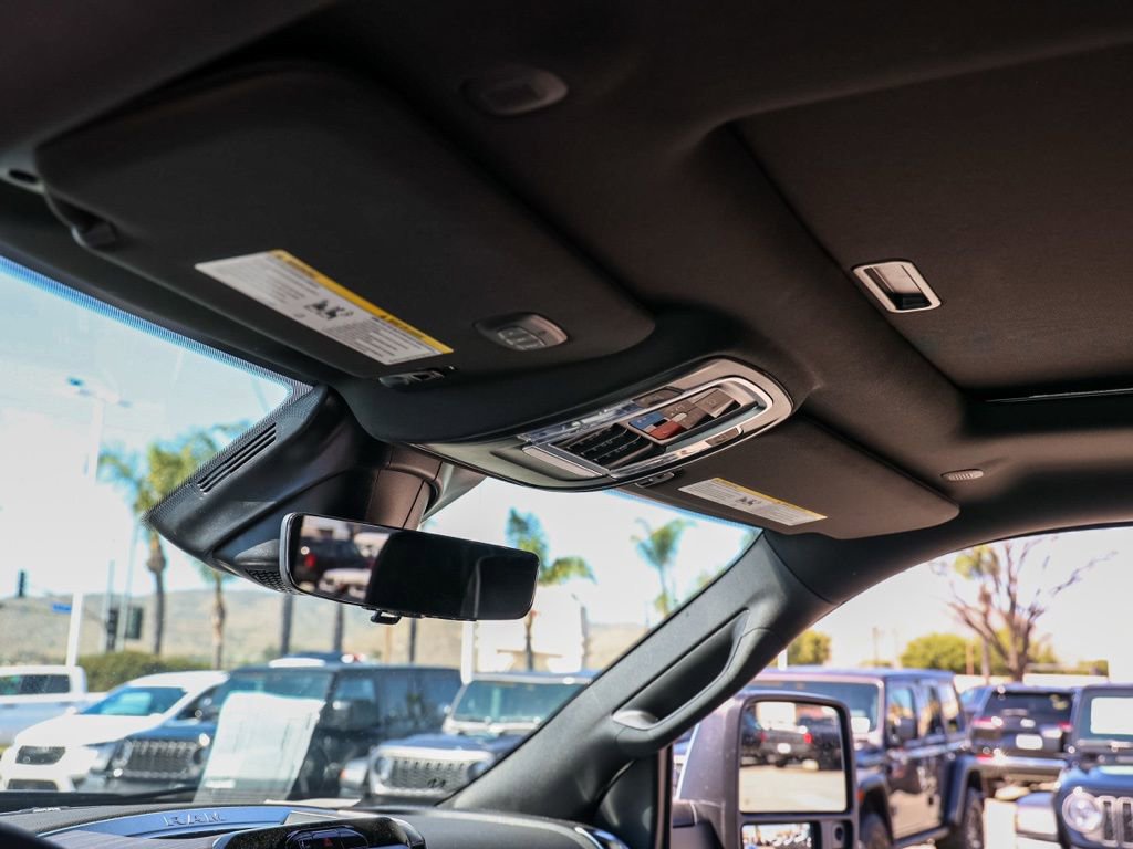 New 2026 RAM 3500 Laramie w/ Max Tow Package AWD/4WD image 13