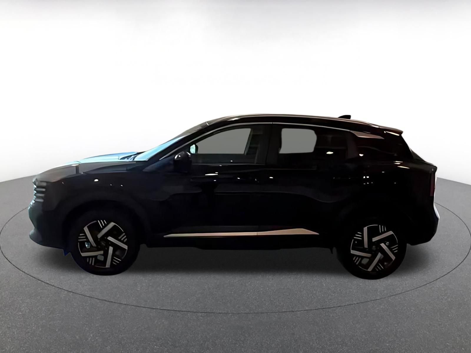 Used 2026 Nissan Kicks SV FWD image 8