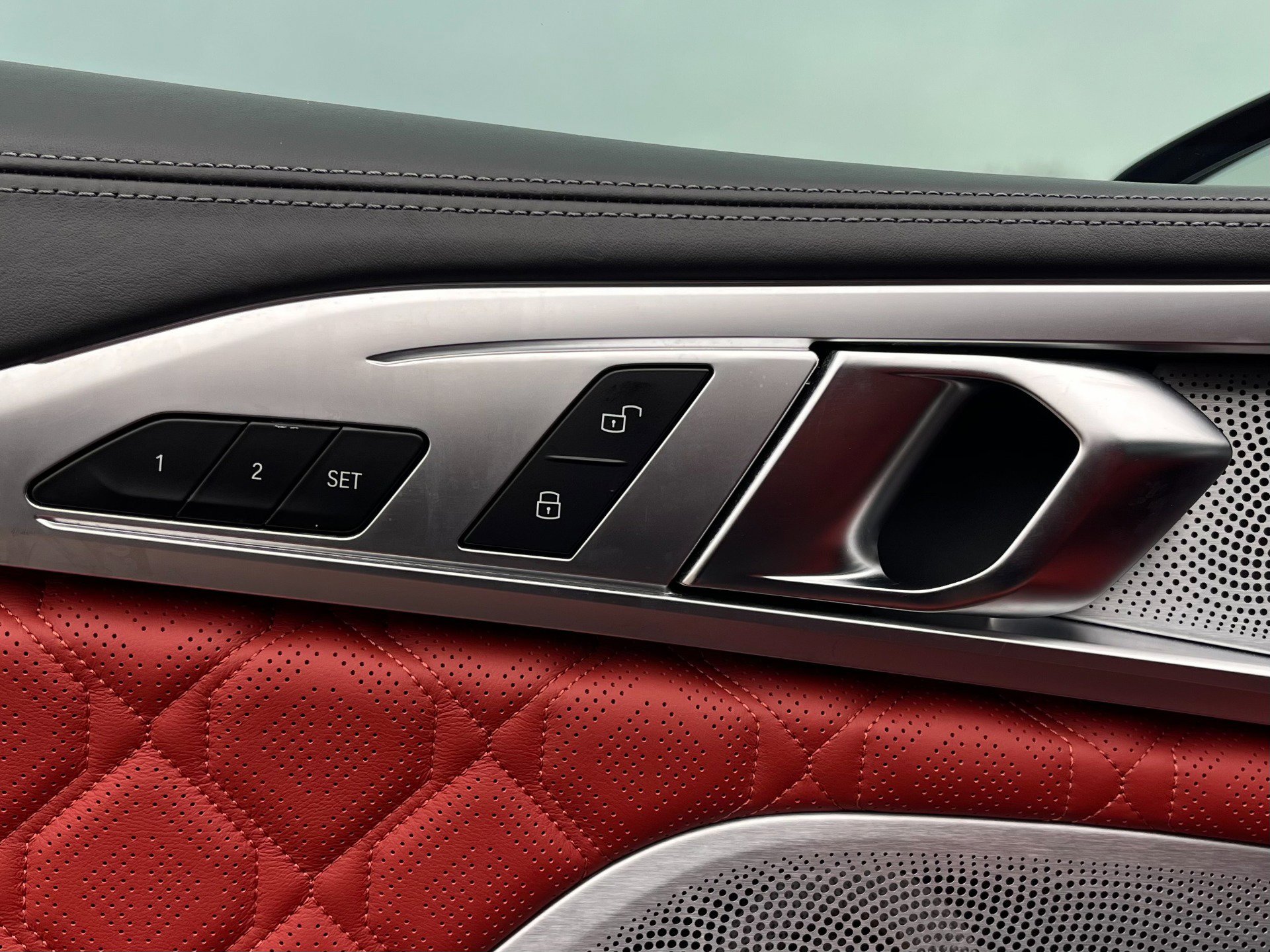 Used 2020 BMW M8 Competition w/ M Carbon Exterior Package image 61