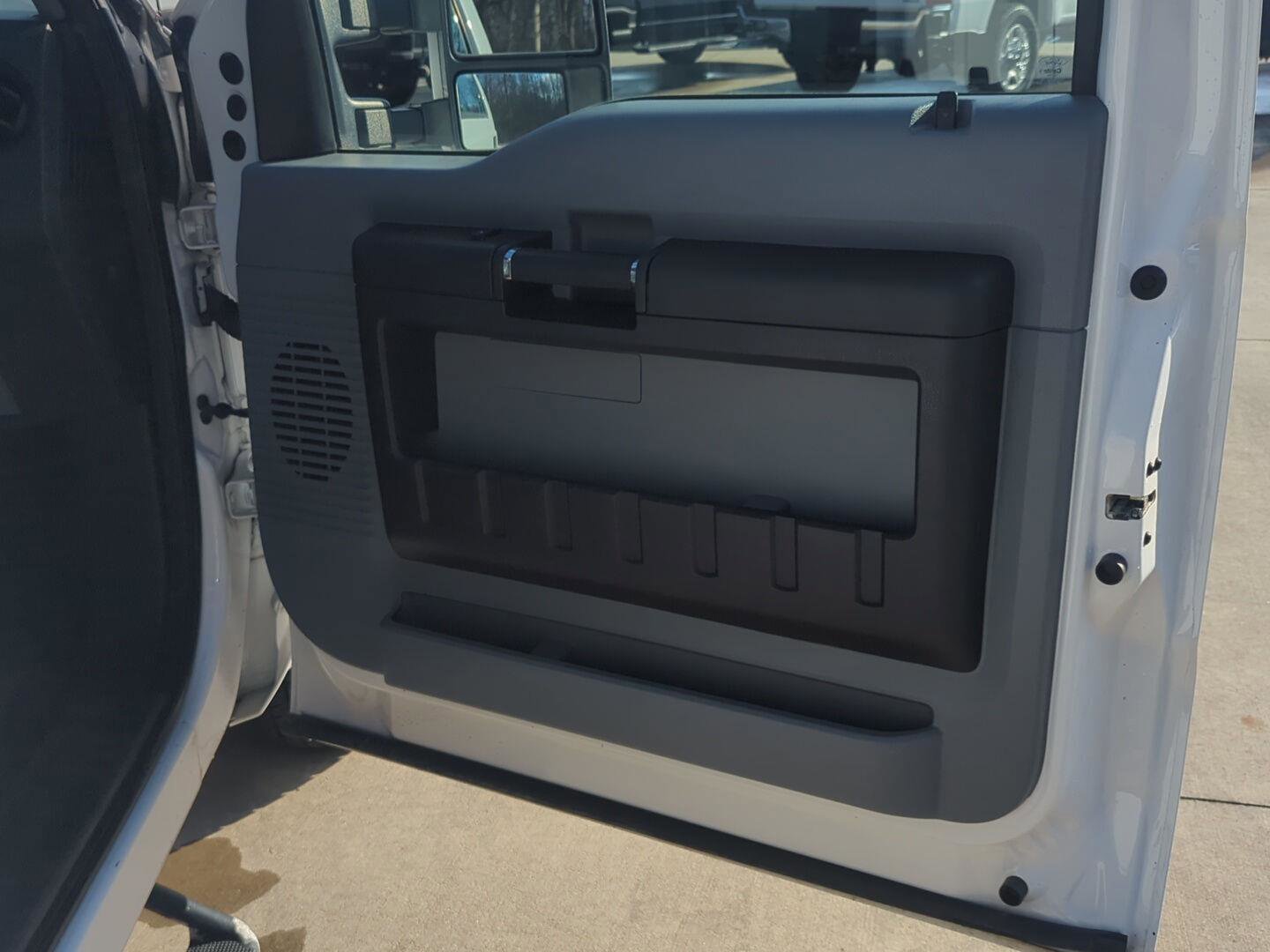 Used 2016 Ford F250 XL w/ Power Equipment Group image 18