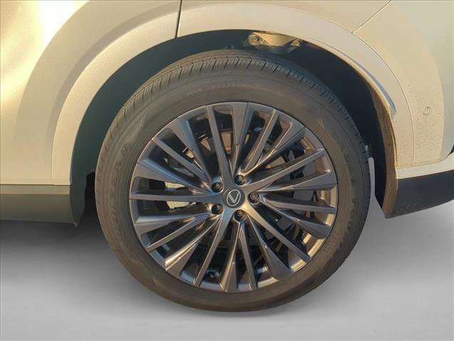 Used 2026 Lexus RX 350 w/ Convenience Package image 8