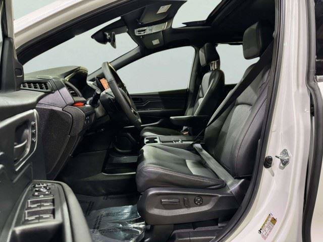 Used 2023 Honda Odyssey Sport image 23