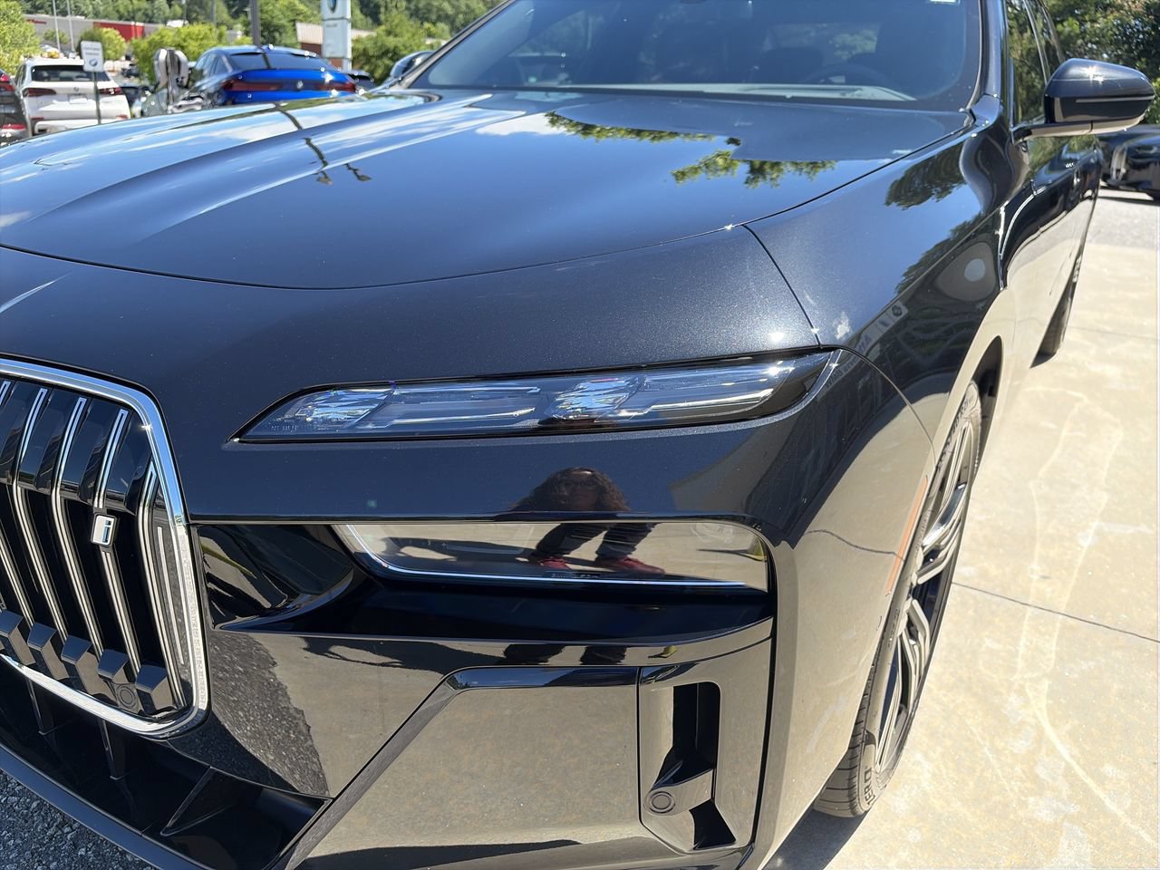 Used 2025 BMW i7 eDrive50 w/ Executive Package RWD image 11