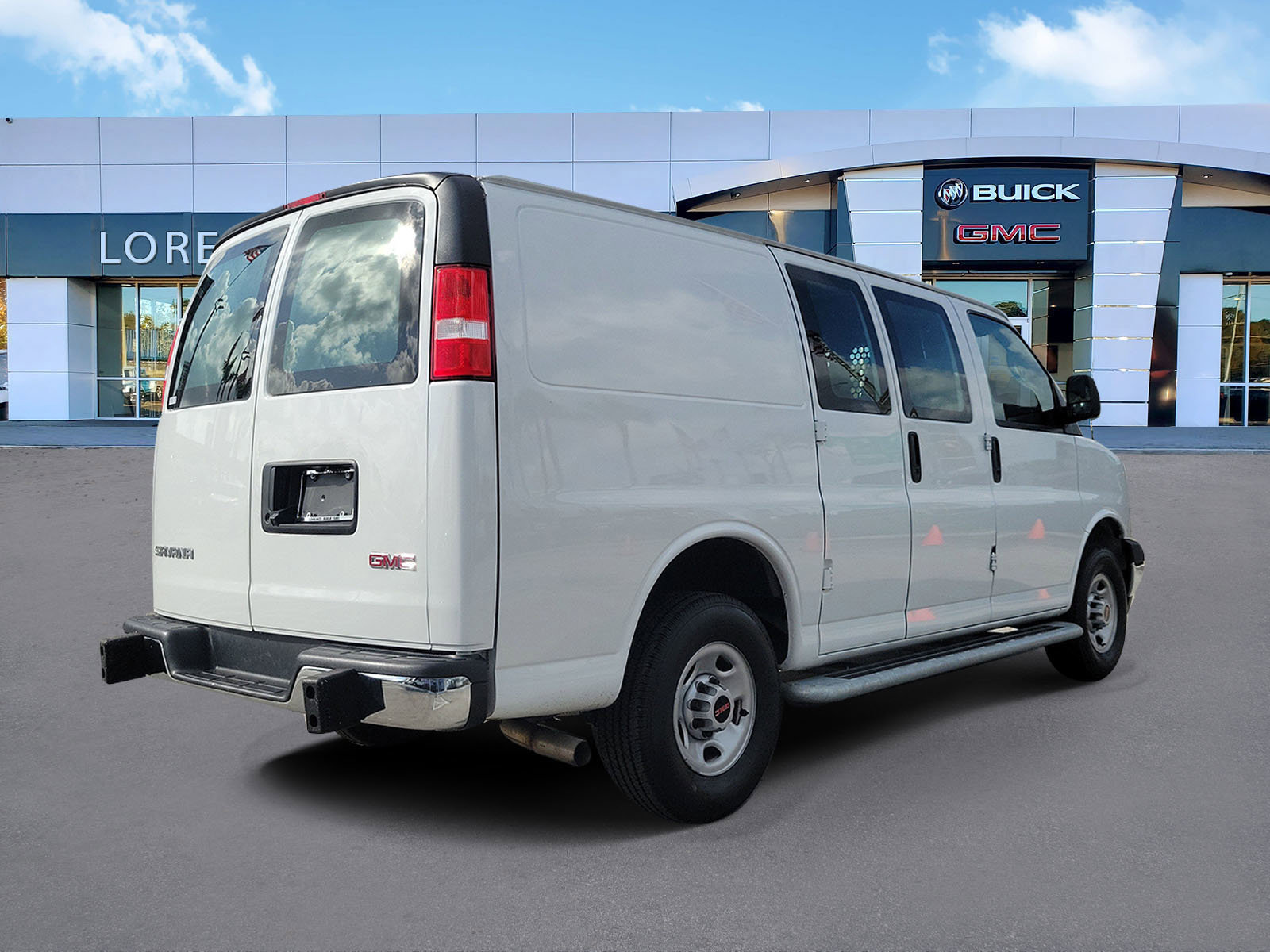 Used 2024 GMC Savana 2500 w/ Driver Convenience Package image 5