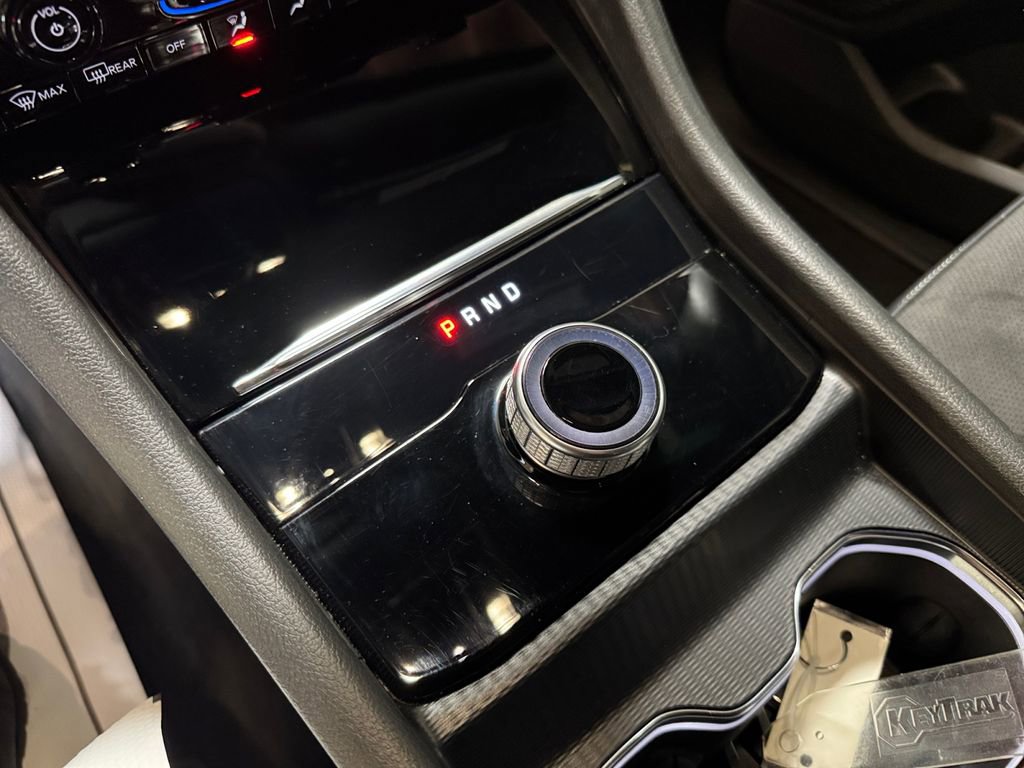 Used 2023 Jeep Grand Cherokee Altitude image 21