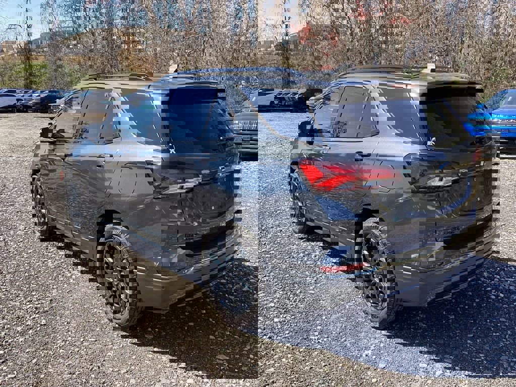 Certified 2022 Chevrolet Equinox RS w/ RS Leather Package image 3