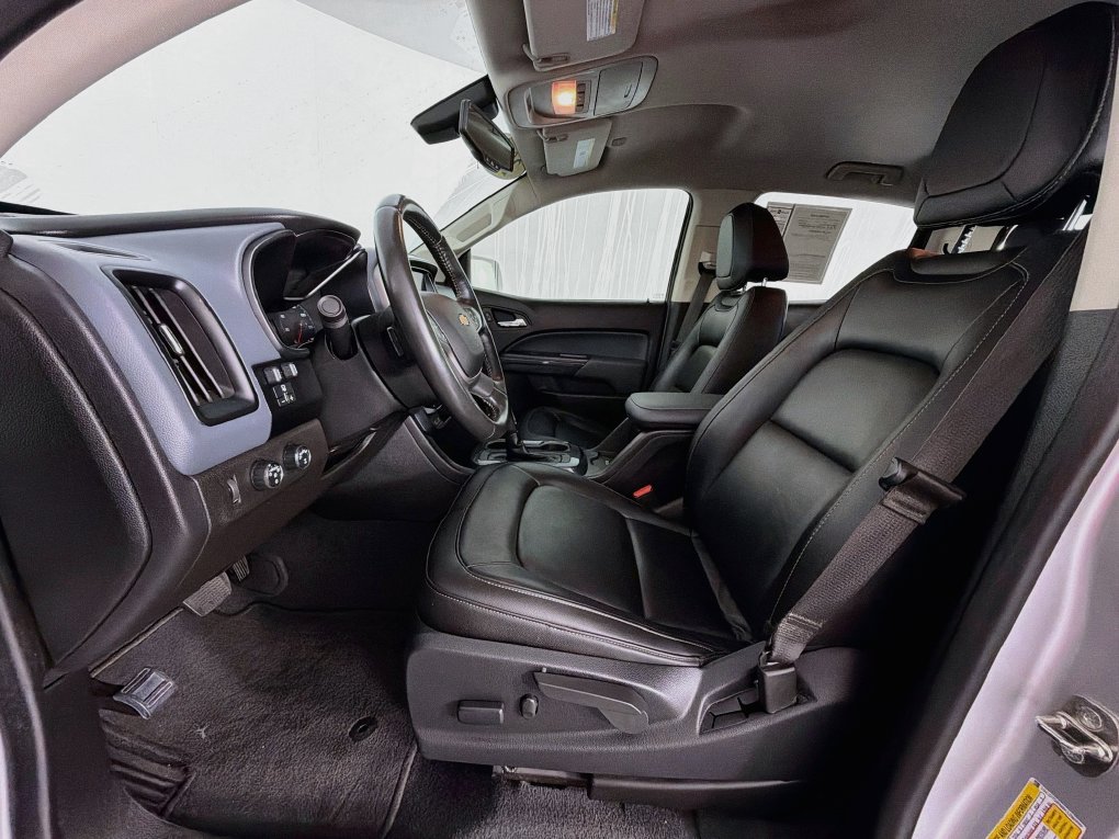 Used 2019 Chevrolet Colorado Z71 AWD/4WD image 12