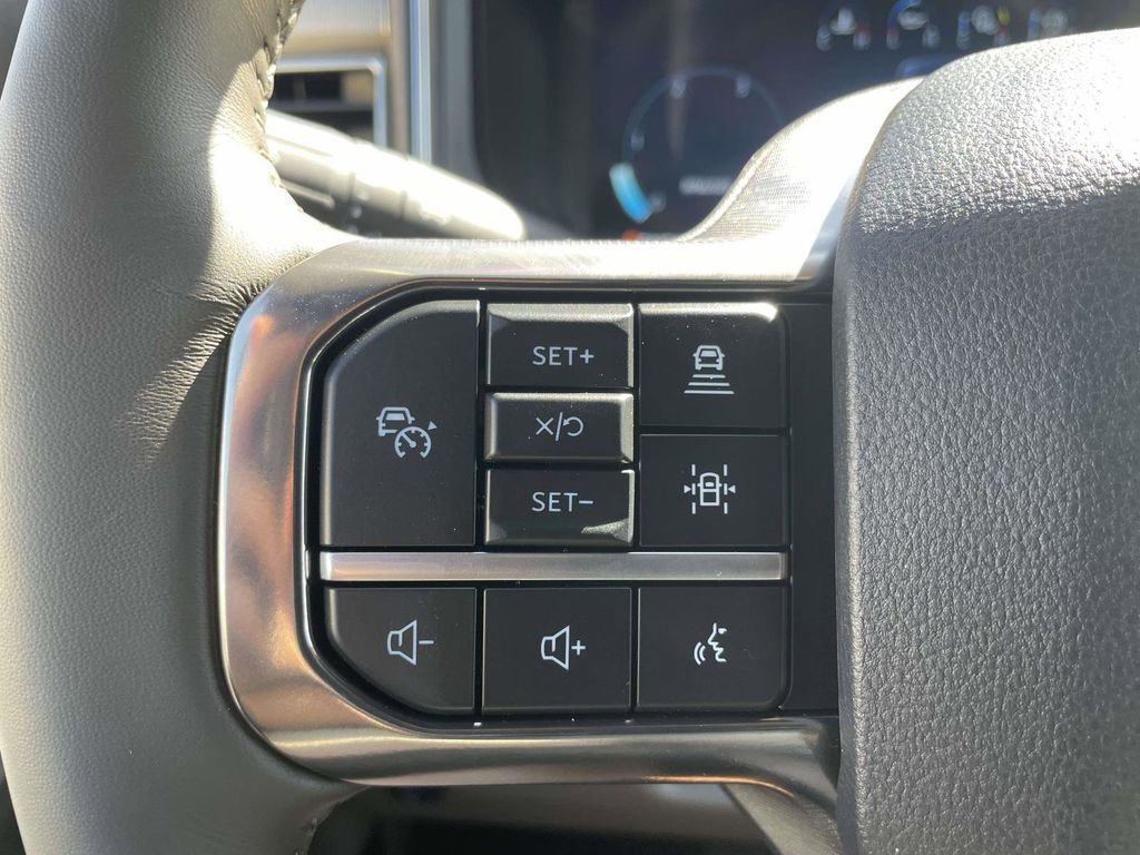 New 2026 Ford F350 Platinum w/ Platinum Plus Package image 23