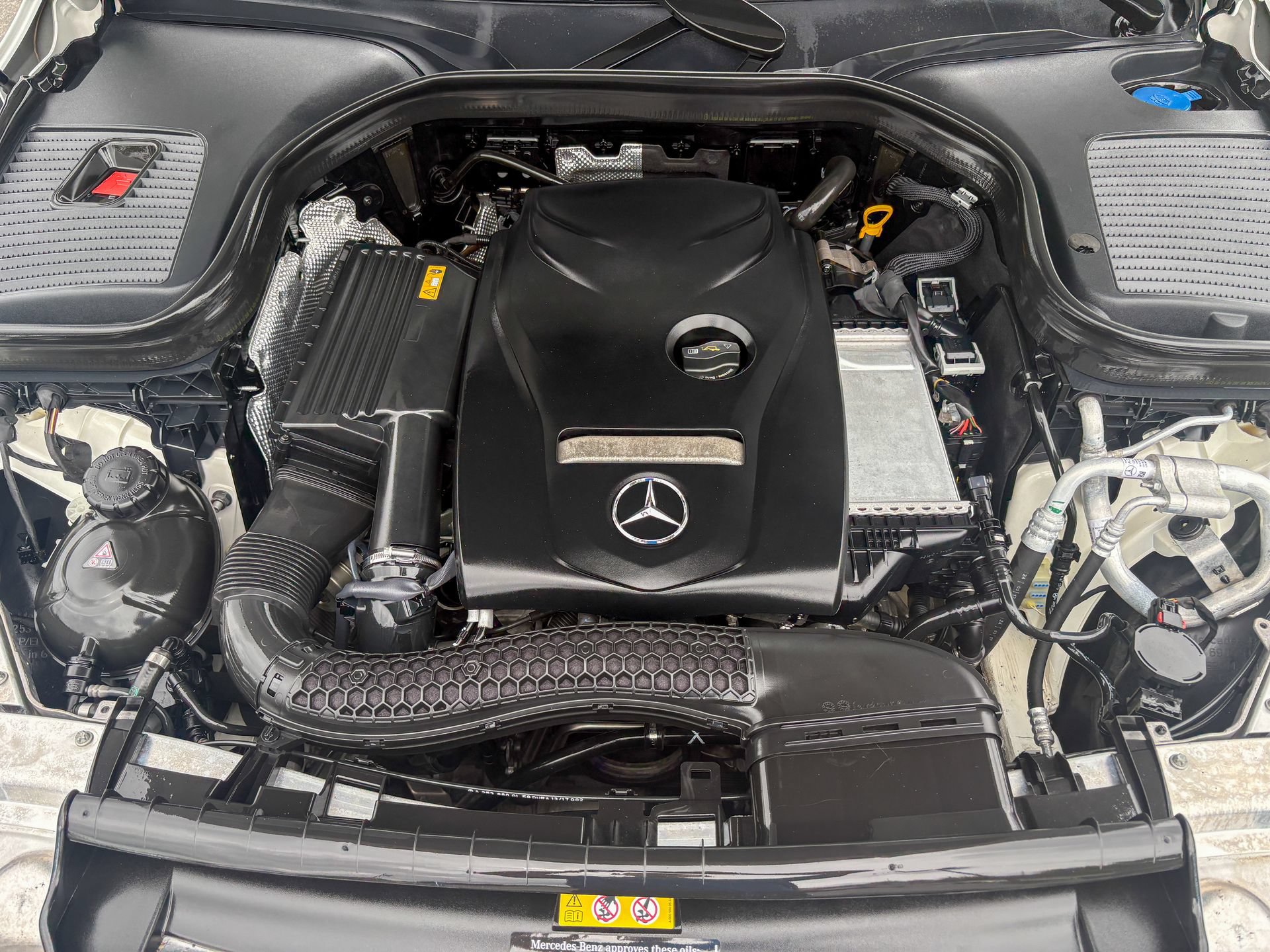 Used 2017 Mercedes-Benz GLC 300 image 38