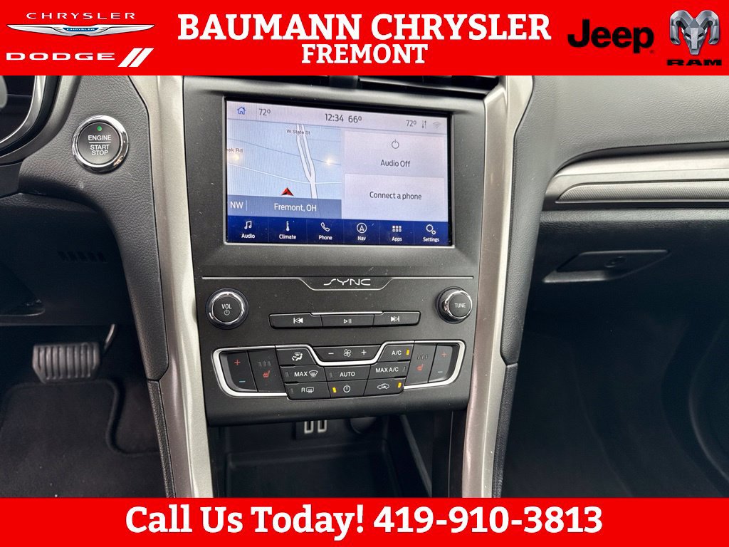 Used 2020 Ford Fusion SE AWD/4WD image 18