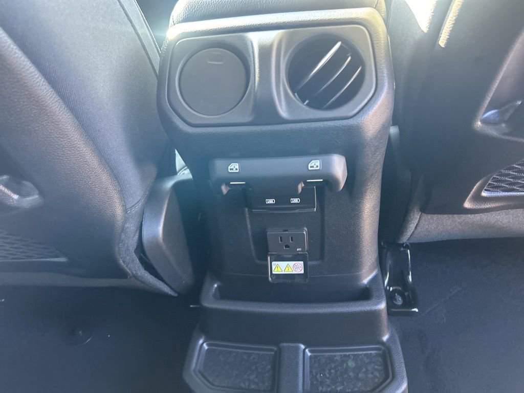 New 2025 Jeep Wrangler Unlimited Rubicon 4xe w/ Safety Group image 30